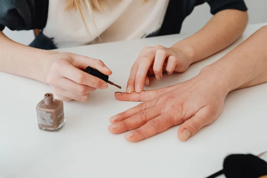 Art Deco Nails: 4 Geometric Styles That Turn Heads