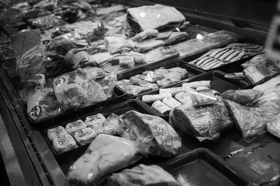 Carnivore Diet Explained: What to Eat, Benefits and Risks