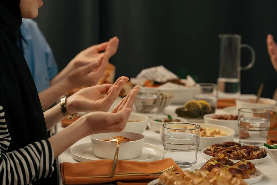 Fasting Explained: Benefits, Risks, and How to Start